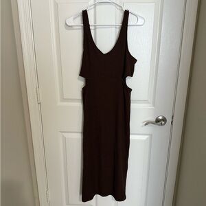 Elegant Brown Sleeveless Dress